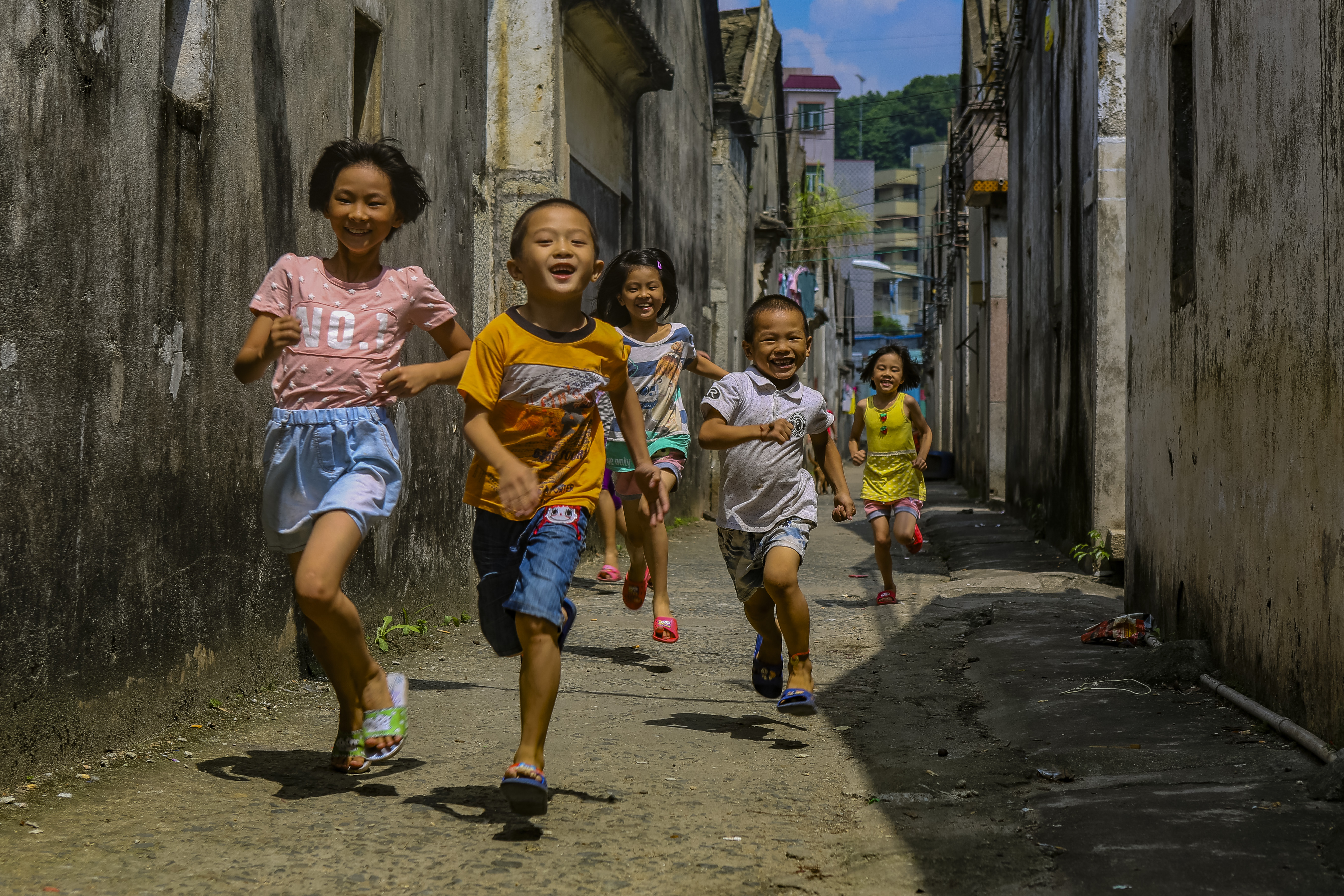 2019.8《快樂童年》.jpg