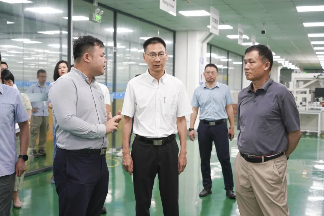 自動轉存圖片